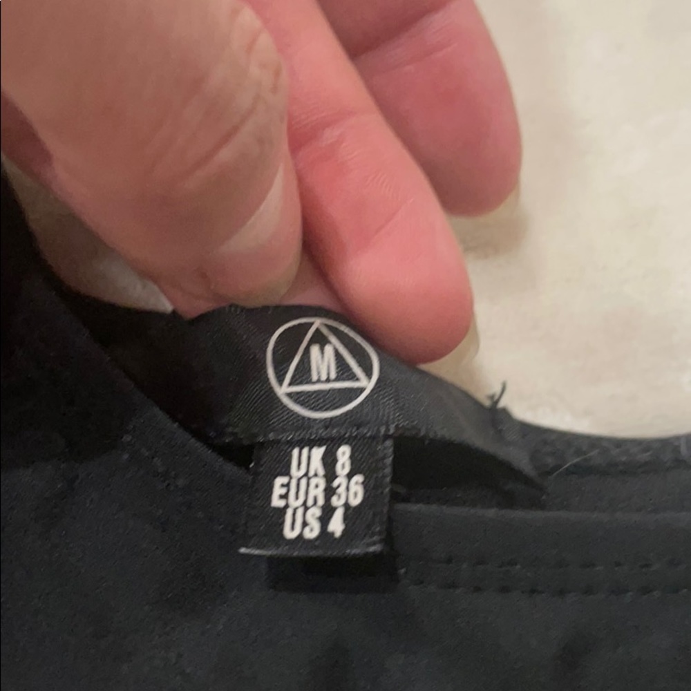 Keyhole Tassel Missguided Bikini Top - Picture 4 of 5